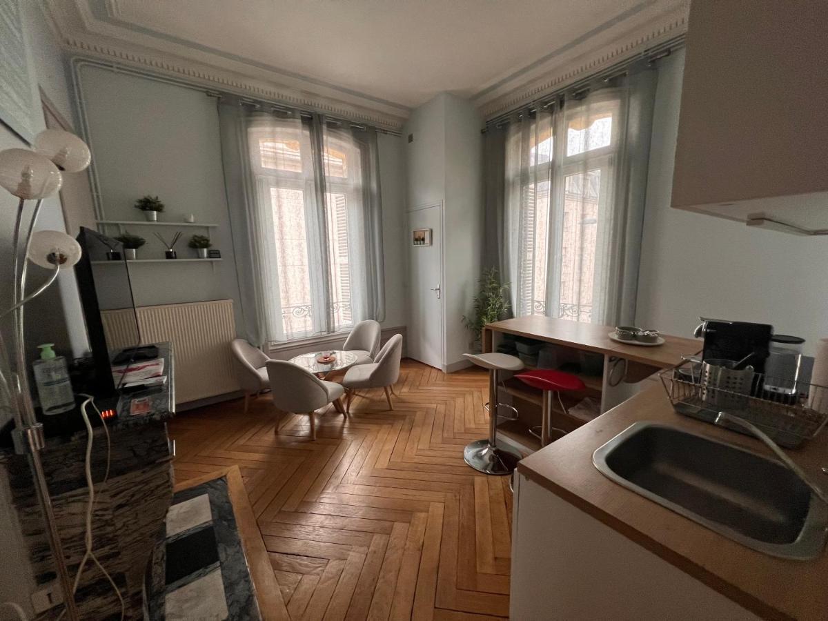 Ferienwohnung 4 People+Free Street Parking+Cosy Centre Ville Rouen Exterior foto